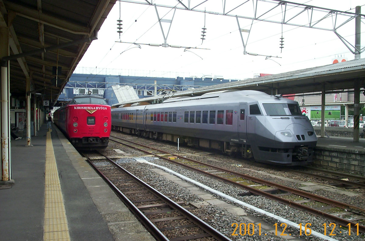 2001年の「つばめ」・西鹿児島駅